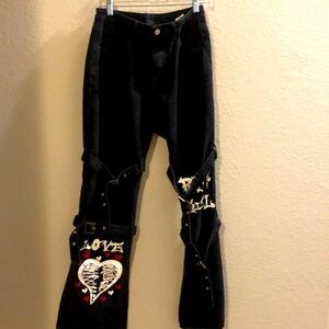 Shein abstract art gothic jeans. Black size S EU 36 IS 4. Waist 14 across .